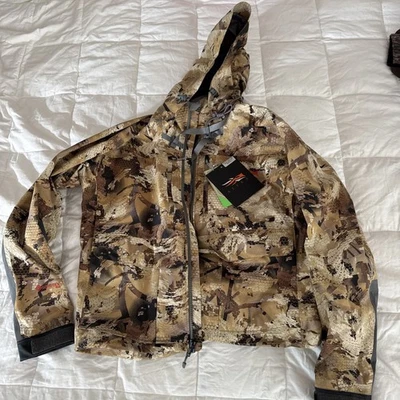 Sitka Gear Waterfowl Marsh Delta PRO Wading Jacket Medium 600173-WL-L - Image 1 of 4