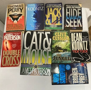 Menge 9 zufällige Mischung aus Taschenbuch und Hardcover Büchern Thriller Mystery Spannung - Bild 1 von 2