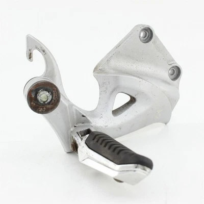 Reposapiés trasero Suzuki GSX-R1300 HAYABUSA R/H 2008-2018 - B41532 Foto 1 de 4