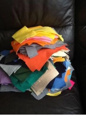50g Felt off cut Pieces for Sewing,Mosaic,Collage,Card/Toy/Jewellery making - Image 1 of 3