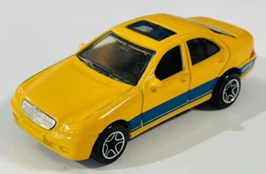 1999 MATCHBOX Mercedes Benz S500 Yellow 1/65 Diecast MINT - Picture 1 of 8
