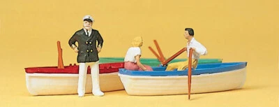 HO Preiser Kg 10072 Family with Boats Figure Set  HO3243 - Image 1 of 4