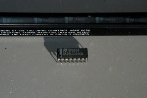 QTY(1) DS26LS32ACN IC DIP-16  National Semiconductor USA, NEW - Picture 1 of 1