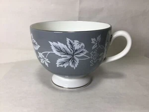 X12 4 Set Cup & Plate Wedgwood - 3 Cup and 1 Saucer Plate Set  - Picture 1 of 7
