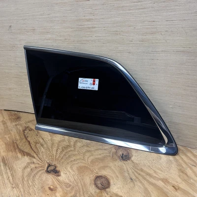 Left OEM Quarter Glass Fits 16-20 Jeep Grand Cherokee & 2021-2022 WK DQ12701YPY - Image 1 of 4