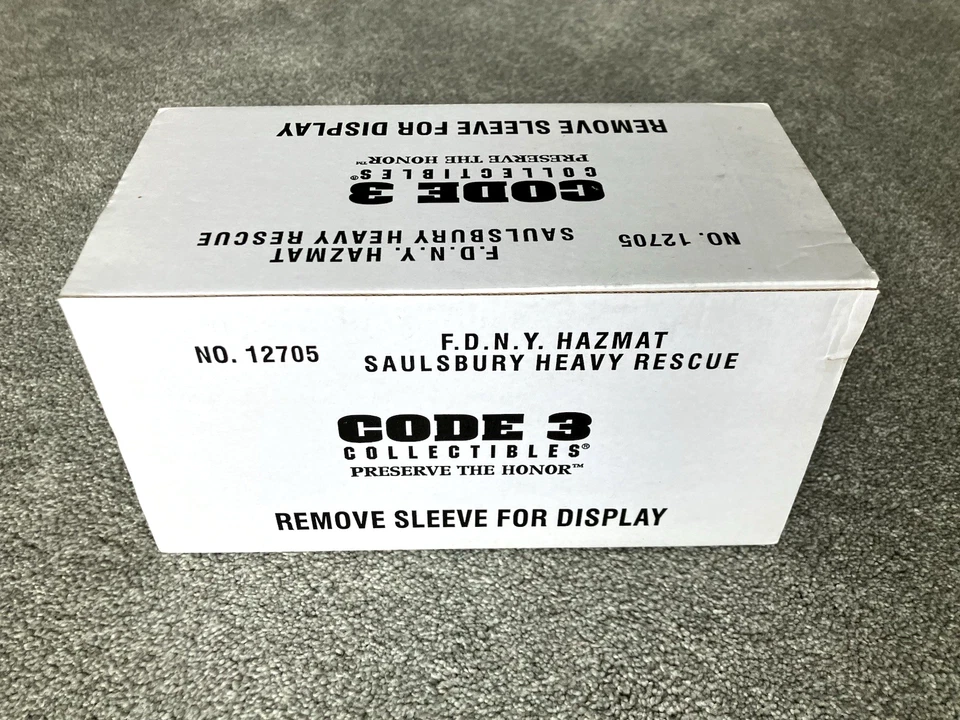 Code 3 FDNY Fire 1996 SAULSBURY/ HME Hazmat Company 1 Heavy Rescue  NIP #12705 - Image 1 of 4
