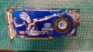 scheda video Sapphire X1950 Pro 512MB AGP - Foto 1 di 5