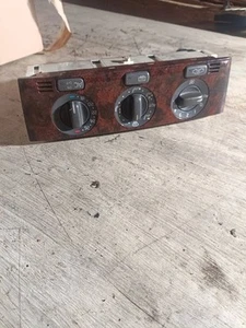 Volvo S40, V40 1998 Climate control unit module VGA13733 - Picture 1 of 4