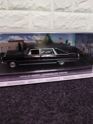 James Bond Cadillac Hearse Leichenwagen 1:43 OVPin ungeöffneter Verpackung - Bild 1 von 4