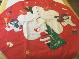 NEW Felt Christmas Tree Skirt Holiday Appliques 35" NIP - Picture 1 of 14