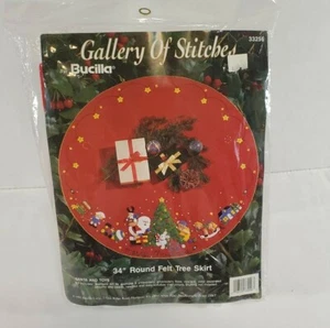 VTG 1993 Bucilla Santa and Toys 34" Round Felt Tree Skirt Kit #33256 New - Picture 1 of 8