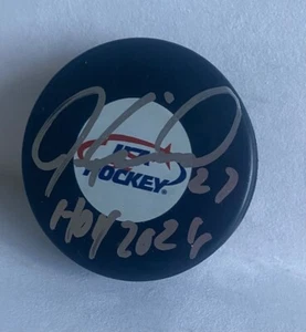Jeremy Roenick Autographed Team USA Puck With "HOF 2024" Note & COA Blackhawks - Picture 1 of 1