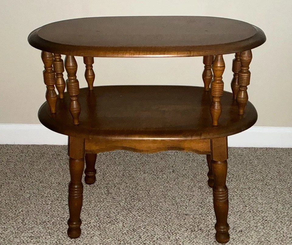 GEORGE B. BENT Solid Maple -Colonial Early American-2 Tier Accent Oval End Table - Image 1 of 4