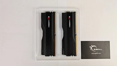 32GB (2x16GB) RAM DDR5 Gskill Trident Z 5 6400MHz CL32 Intel XMP 1.4V - Immagine 1 di 4