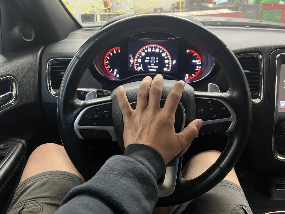 Volante usado se adapta a: Dodge Durango 2017 grado A Foto 1 de 4