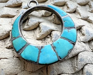 VINTAGE Southwestern BLUE TURQUOISE Zuni channel inlay MOON PENDANT crescent - Picture 1 of 5