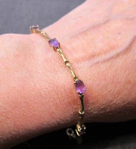 Beautiful gold plated sterling 925 amethyst tennis bracelet 7.25" - Picture 1 of 6