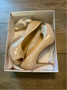 Nine West Nude Patent Leather Peep Toe Platform Heels Size 9M w/ Box - Picture 1 of 10