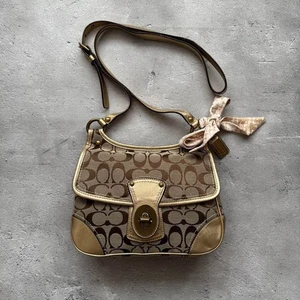 COACH Y2K Signature Leather Shoulder Bag - Picture 1 of 13