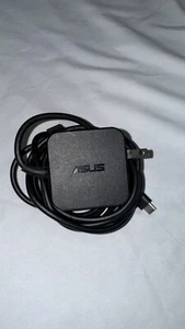 Genuine Asus 45W USB-C Type-C AC Adapter ADP-45EW B ADP-45EW A ZENBOOK 3 Q325 - Picture 1 of 2