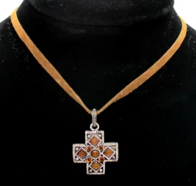 Collar Cruz 15.5-18.5" Firmado 1928 Cuero Marrón Tono Plata Foto 1 de 4