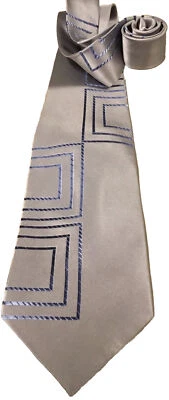 Corbata PIERRE CARDIN de Colección Años 80 4” de Ancho Plateada con Cuadrados Azul Metálicos 100% Seda Foto 1 de 4