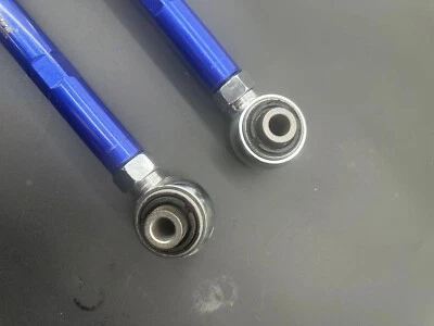 Pair of Steel Adjustable Rear Lower Toe Arms For Honda Pilot/Acura MDX/ZDX Foto 1 de 4