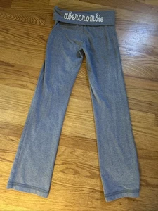 Abercrombie Kids Gray Yoga Pant girls’ size M Spell Out - Picture 1 of 6