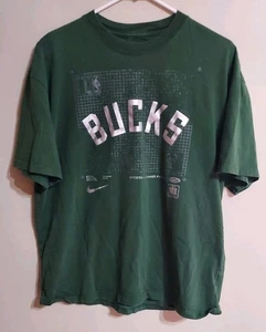 Nike NBA Milwaukee Bucks Courtside Para hombres Verde Camisa Manga Corta! Talla mediana  - Imagen 1 de 6