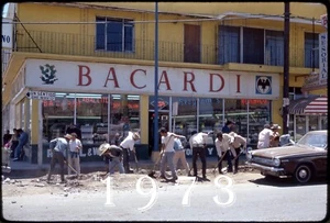 1970s Photo Slide Tijuana Baja California Corner Liquor Store Men Work 1973 mp D - Picture 1 of 1