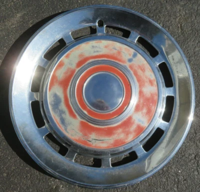 Tapacubos vintage OEM 1976 - 1982 Ford Granada / Mercury Monarch 14" Maverick - (1) Foto 1 de 4