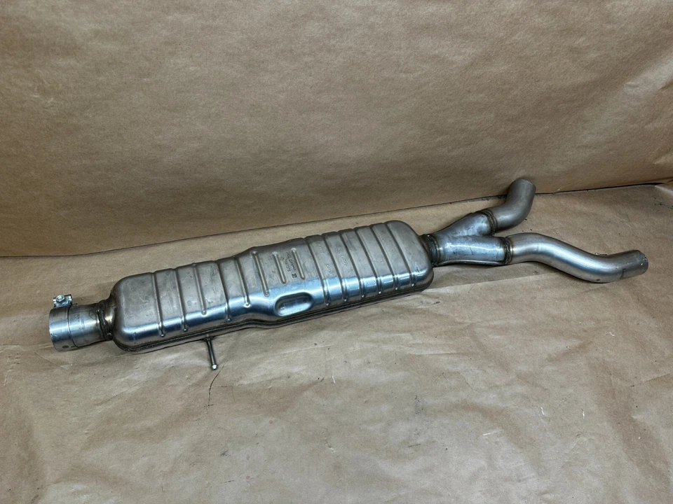 New OEM 2020-2022 Range Rover Sport 3.0L Resonator & Pipe Land Rover LR125186 Foto 1 de 4