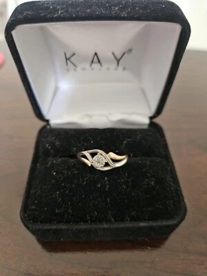 diamond ring size 7 - Image 1 of 3