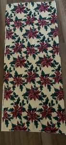 Hoffman Quilt Fabric Poinsettia Christmas Fabric Rose Green Gold Glitter - Picture 1 of 7