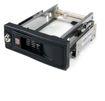 StarTech.com 5.25in Trayless Hot Swap Mobile Rack for 3.5in Hard Drive -no Keys - Image 1 of 4