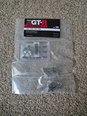 1/8 SCALE EAGLEMOSS BUILD YOUR OWN THE NISSAN R35 GT-R CAR ISSUE 106 - Image 1 of 3