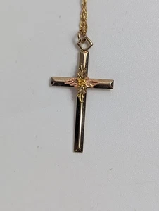 Vintage 1/20 14KT GF TK Two Tone Floral Cross  Necklace 18" Chain - Picture 1 of 5