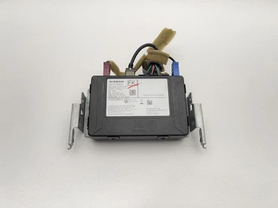 Módulo de control de comunicación Infiniti Q50 2016-2018 3,0 L a AWD 70 K -de lujo- 63372 Foto 1 de 4