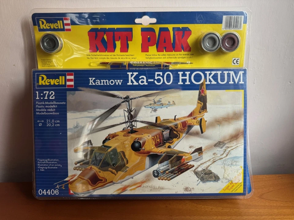 (RARE KIT PAK) Revell 04406 - Kamow Ka-50 HOKUM 1:72 - Kit Helicopter SEALED - Immagine 1 di 4