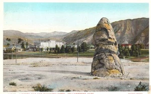 LIBERTY CAP & MAMMOTH HOTEL, YELLOWSTONE PARK - PC2643 - Picture 1 of 2