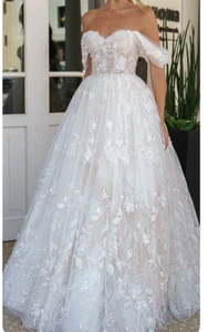 Plus Size Wedding Dresses Off Shoulder Tulle Appliques A Line Bridal Gowns Train - Picture 1 of 5