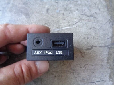 2013 14 15 2016 HYUNDAI GENESIS ВХОДНОЙ РАЗЪЕМ 961202M300 OEM - Изображение 1 из 3