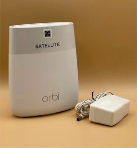 NETGEAR Orbi RBS20 Mesh WiFi Add-On Satellite Tri-Band AC2200 W/ AC Bundle - Picture 1 of 8