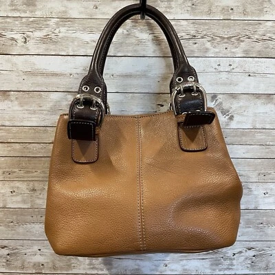 Bolso de Mano Tignanello Cuero Tostado Doble Asa Cartera Hebillas Plateadas Cierre Magnético Foto 1 de 4