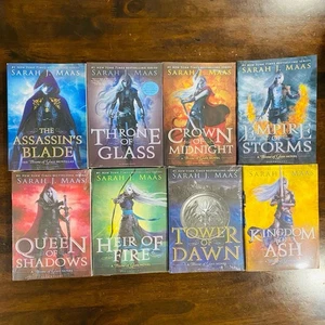 Throne Of Glass 8 Book Set By Sarah J Maas (Paperback English Book Soft Cover) - Picture 1 of 16