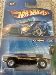 2005 Hot Wheels Rodger Dodger TREASURE HUNT 9/12 w/ REAL RIDERS + Protector - Picture 1 of 4