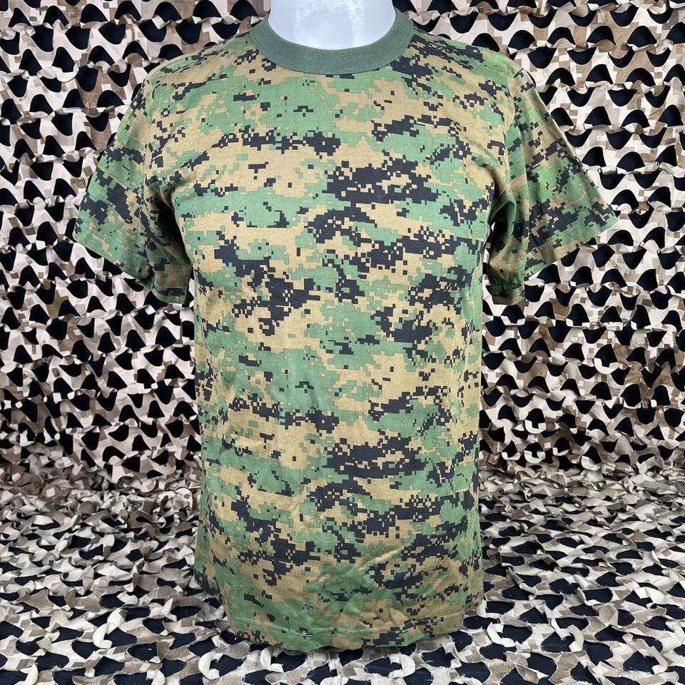 NOVA Camiseta Rothco Manga Curta - Marpat - Pequena - Imagem 1 de 4