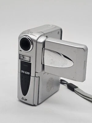 Gateway DV-S20 Pocket Multi-Cam 128 MB Camcorder - Untested - Image 1 of 4