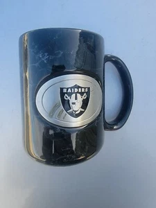 Raiders Las Vegas Oakland NFL Sculpted Relief Ceramic Coffee Mug Tea Cup 12 oz - Picture 1 of 3