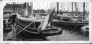 C.P.A / BATEAUX DIVERS / DEAUVILLE LES YACHTS - Picture 1 of 2
